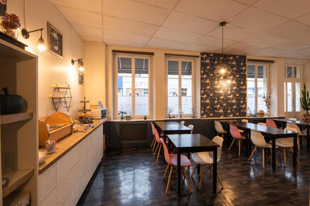Logis Hotel Au Croissant Buzançais Kültér fotó