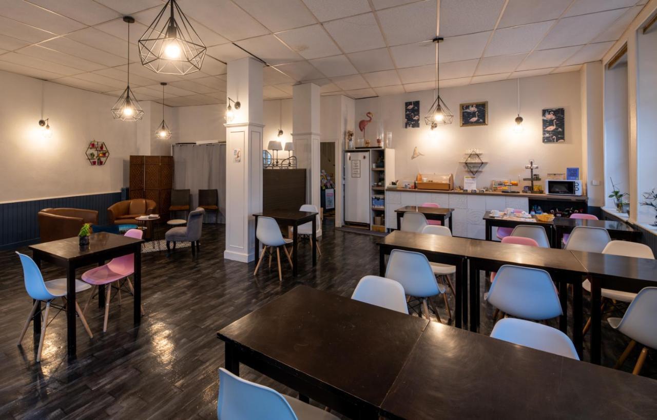 Logis Hotel Au Croissant Buzançais Kültér fotó