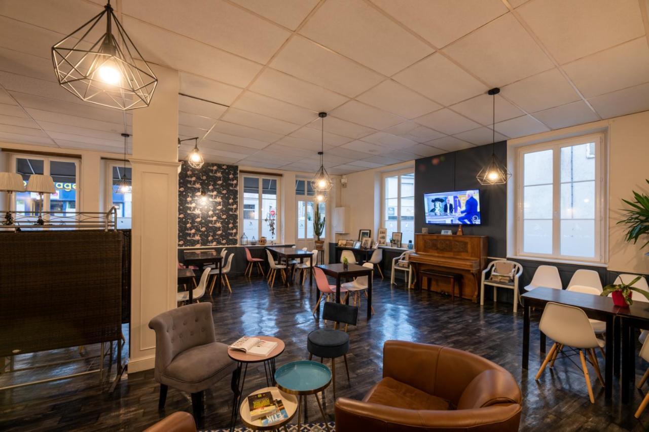 Logis Hotel Au Croissant Buzançais Kültér fotó